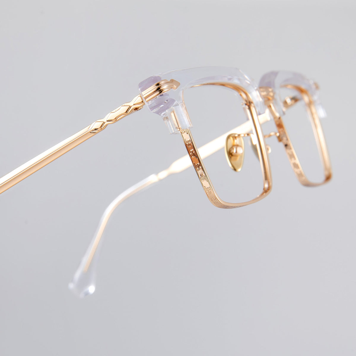 Iris O