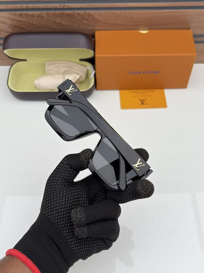 Louis Vuitton Sunglass