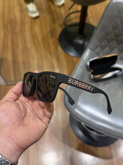Burberry Sunglass